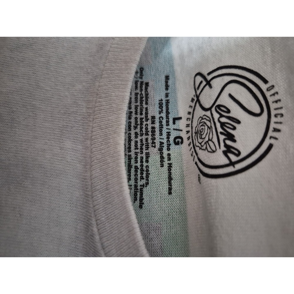 Selena Tour T Shirt Size Large Official Merchandise Short Sleeve White - Picture 4 of 4